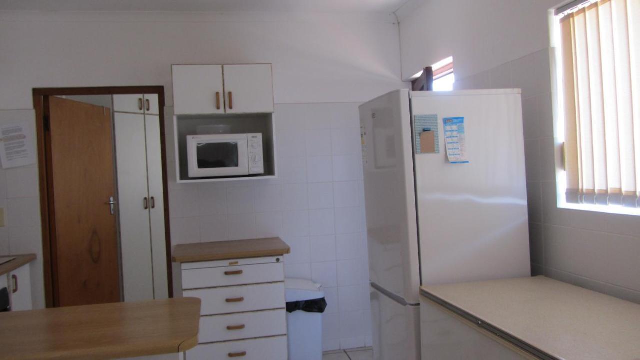 Swem Jannie Apartment Struisbaai Bagian luar foto
